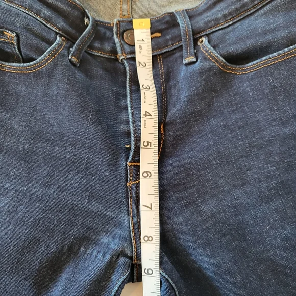 Levis Mid Rise Skinny Jean Dark Wash Stetch Denim Size 4 - Picture 5 of 12